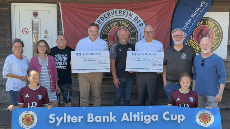 Sylt-News: Starker Insel-Zusammenhalt: 8.000 Euro für den guten Zweck beim Altliga-Cup