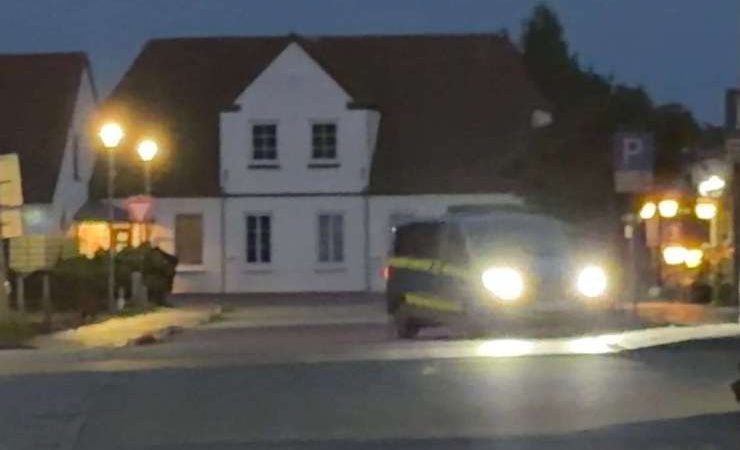 Sylt-News: Person legt sich auf Gleise: Polizeieinsatz stoppt Zugverkehr