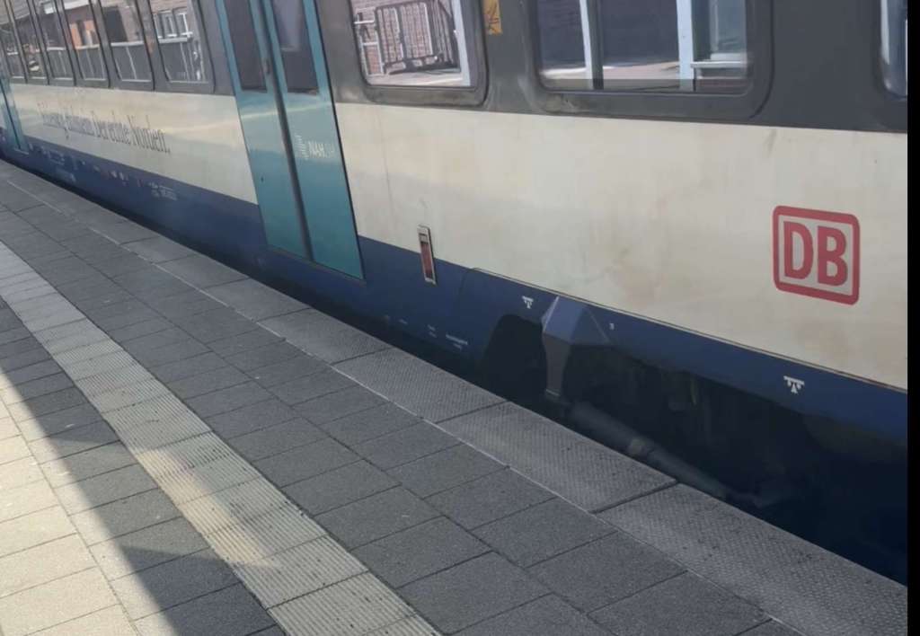 Bahnstörung Klanxbüll: Sylt-Pendler kämpfen sich durch