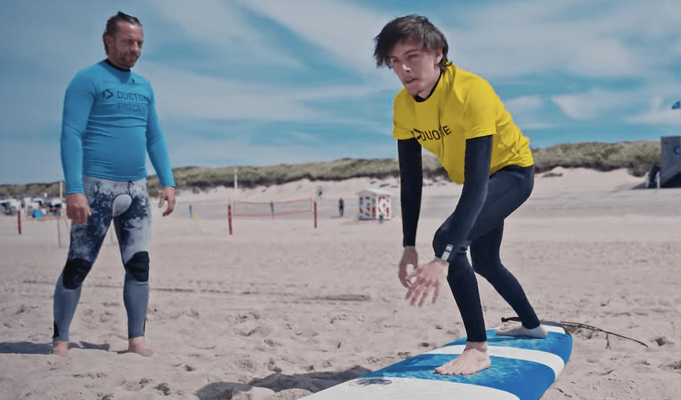 Wellenreiten Sylt: Surfschulen, Sunset Beach & Duotone Pro Center im großen Überblick